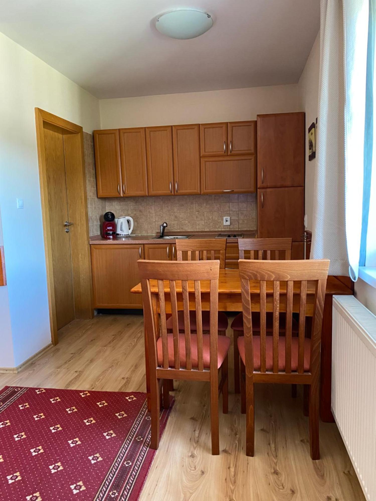 Apartman Dorian Bešeňová Exterior foto